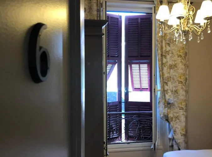 La Regence מלון וילפראנש-סור-מר