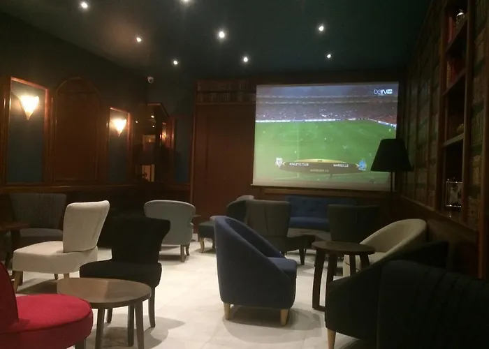 La Regence וילפראנש-סור-מר