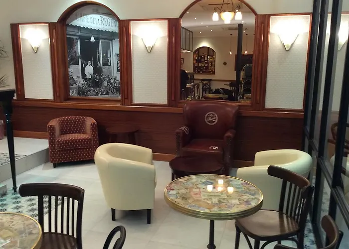 La Regence וילפראנש-סור-מר