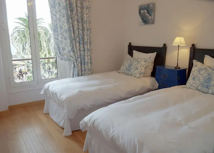 La Regence מלון *